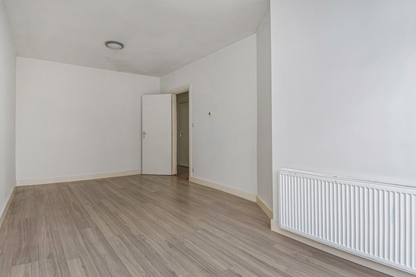 Medium property photo - Linnaeusstraat 37, 2522 GB Den Haag